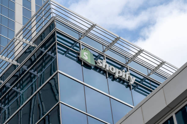 Shopify is a virtual market place .
